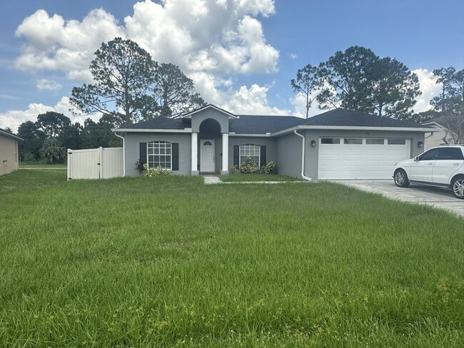 Photo - 37 Sawfish Ct House