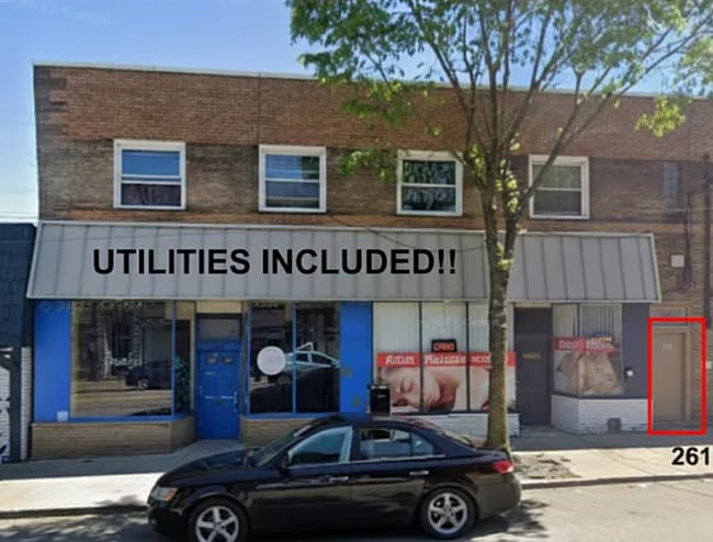 Building Photo - 2611 Brownsville Rd Unit Apt 1