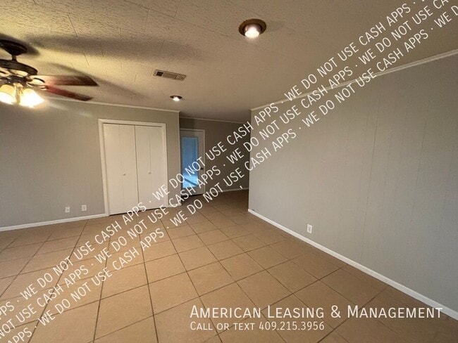 Photo - 2618 Grand Blvd