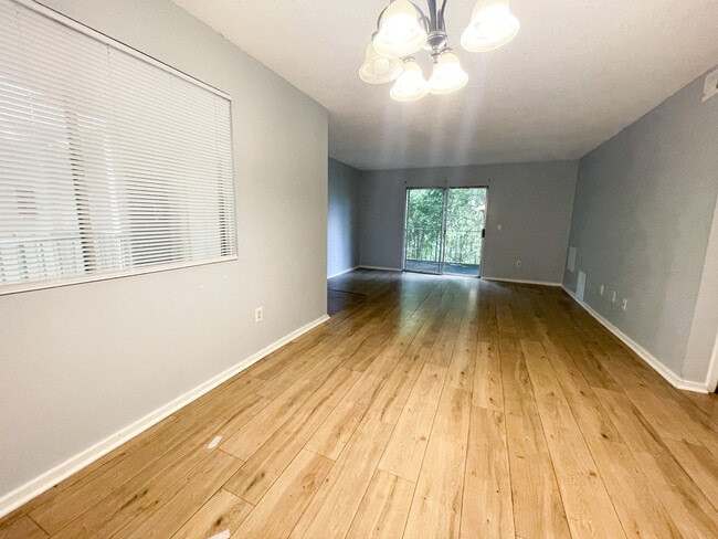 Photo - 1208 Bush River Rd