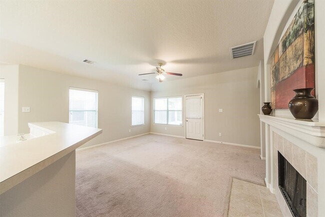 Photo - 9934 Barr Lake Dr