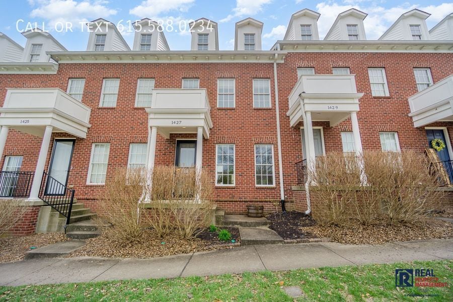 Photo - 1427 Winding Creek Dr-