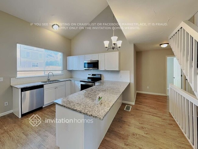 Photo - 3823 Dyanna Dr