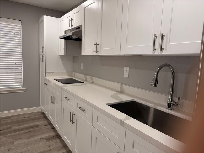 Photo - 6846 Hertford Park Dr Unit 2