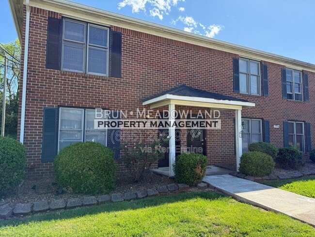 Photo - 9108 Parktop Ln NW Unit A