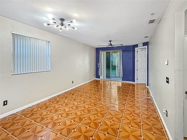 Photo - 11102 Indian Creek Dr