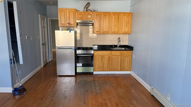 Photo - 224-42 Braddock Ave Unidad 2