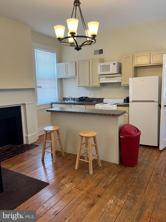 Building Photo - 502 S Cameron St Rental