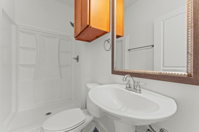 Photo - 209 S Laurel St