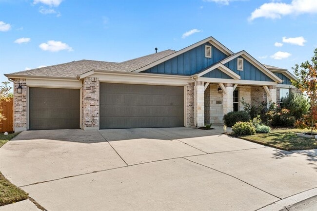 Building Photo - 7219 Auburn Blaze Ln