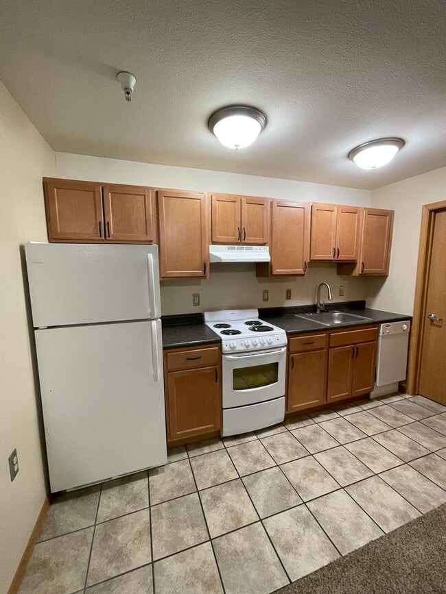 Photo - Springbrook Apartments
