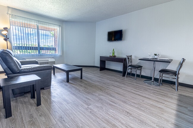 Photo - Siegel Suites Shreveport