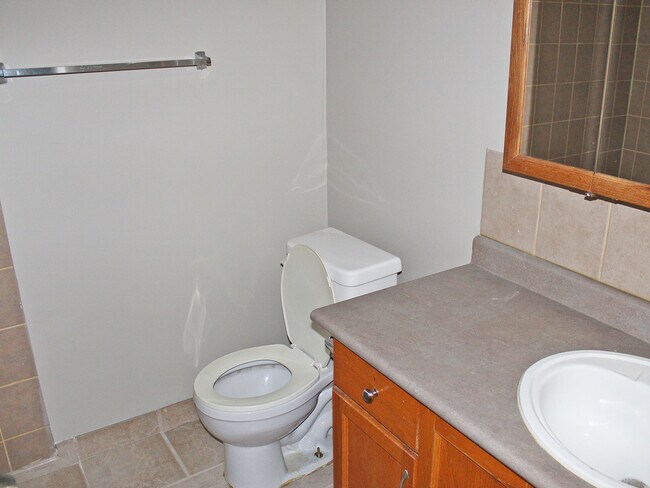 Photo - Whitehouse Apartments