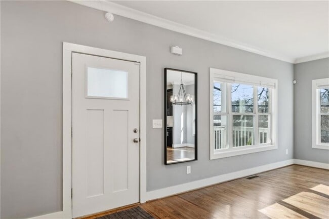 Photo - 1237 Milton Terrace SE