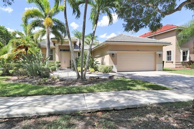 Photo - 1600 Blue Jay Cir