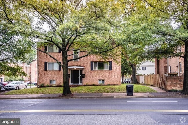 Building Photo - 4510 Washington Blvd Unit 2 Rental