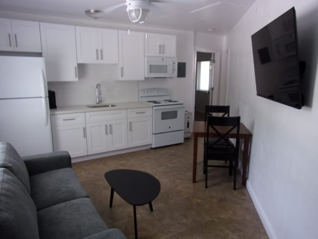 101 Caloosa St Unit 3