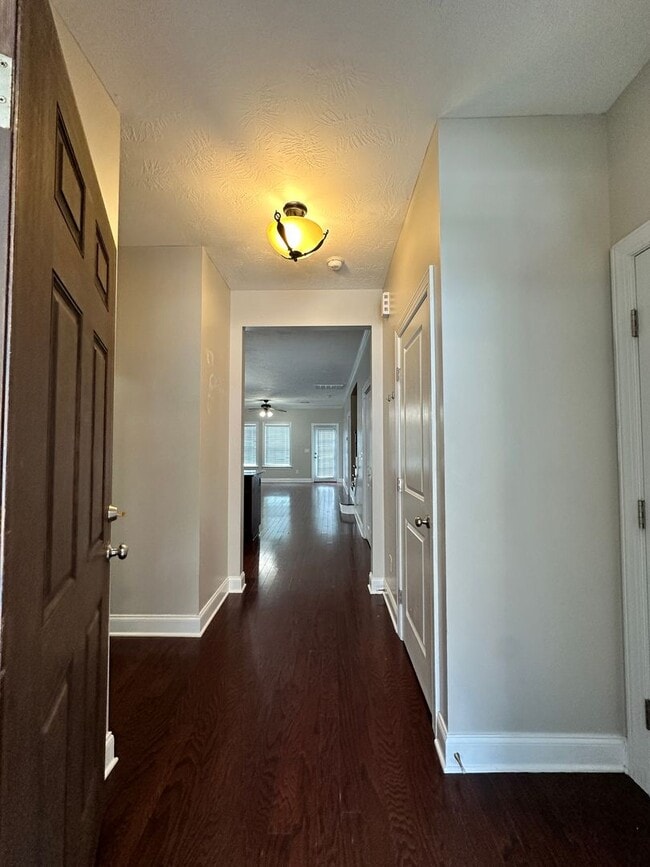 3 bed/2 bath home with 1car garage for re... House Rental in