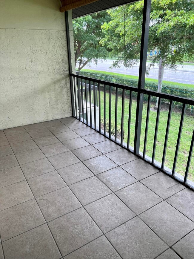 Photo - 6392 Chasewood Dr Unit G