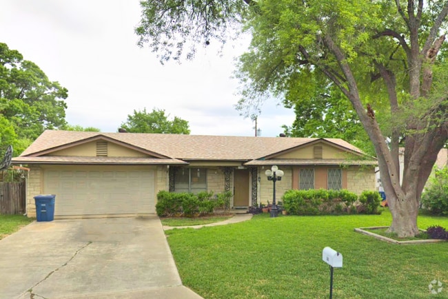 Building Photo - Adorable remodeled home 3 bedroom 2 bath i...