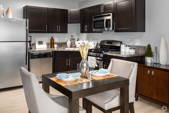 Photo - Monticello Falls Church