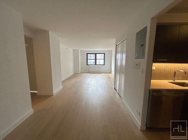 Building Photo - East 39th Street Rental