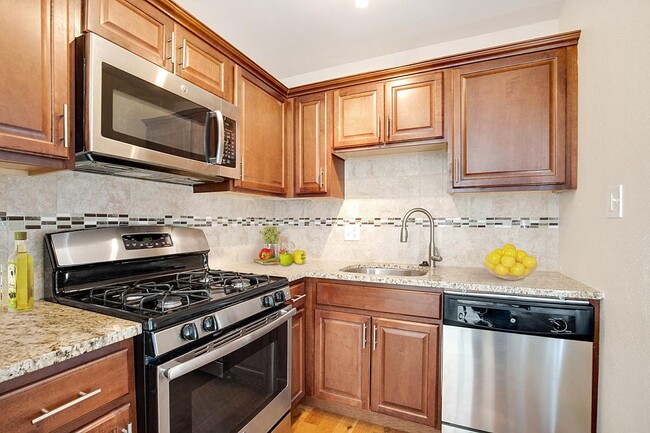 Building Photo - City Park Terrace Rental