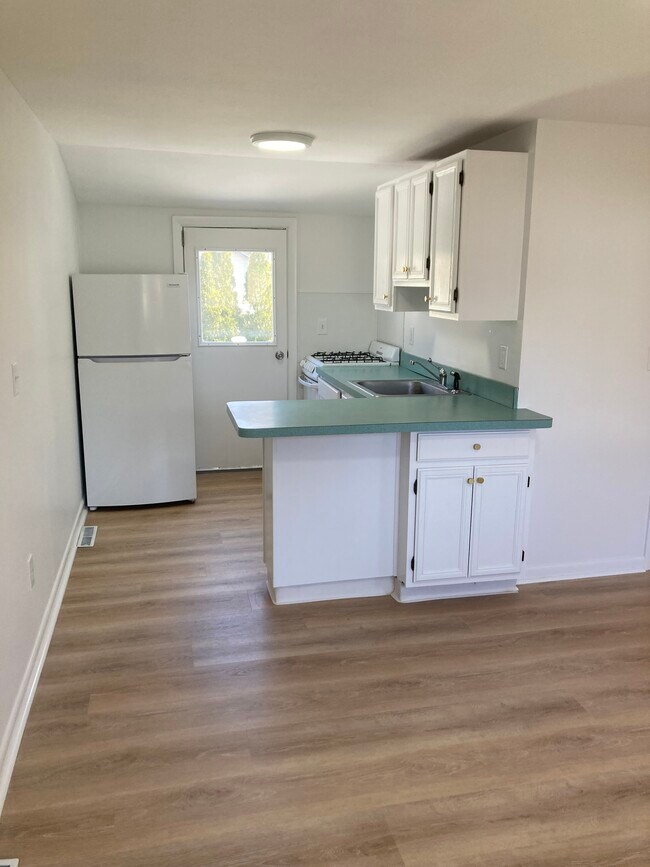8 Regency Dr Unidad B