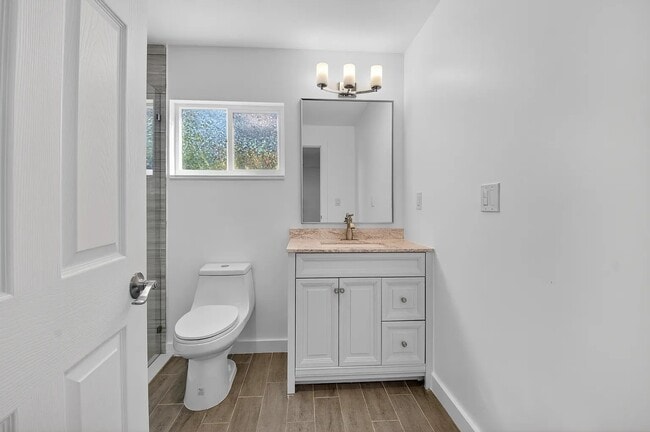 Photo - 379 NW 23rd St