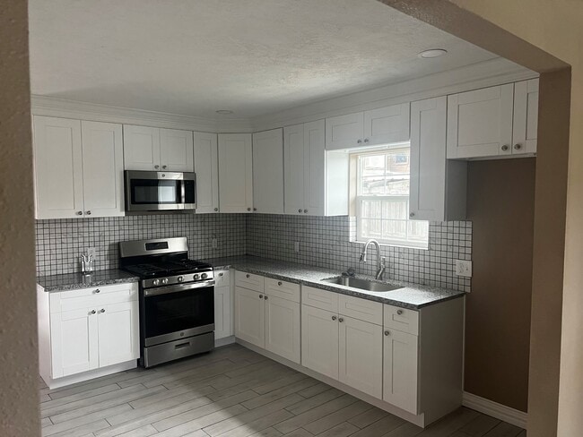 Photo - 7261 Terrell St