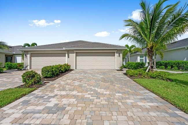 Building Photo - 4240 Lemongrass Rental
