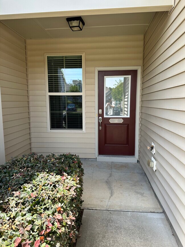 Photo - 14 Intuition Cir