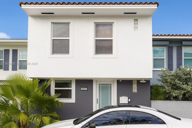 Photo - 1987 NE 123rd St