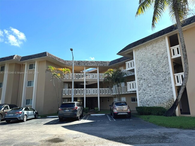 Photo - 7400 Miami Lakes Dr Condo Unit D206