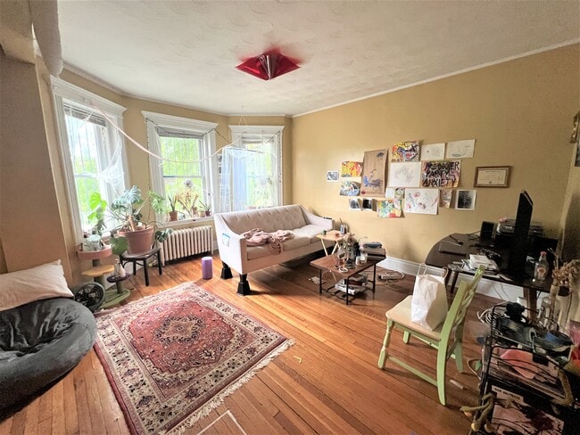 Photo - 1721 Commonwealth Ave Apartments Unit 1