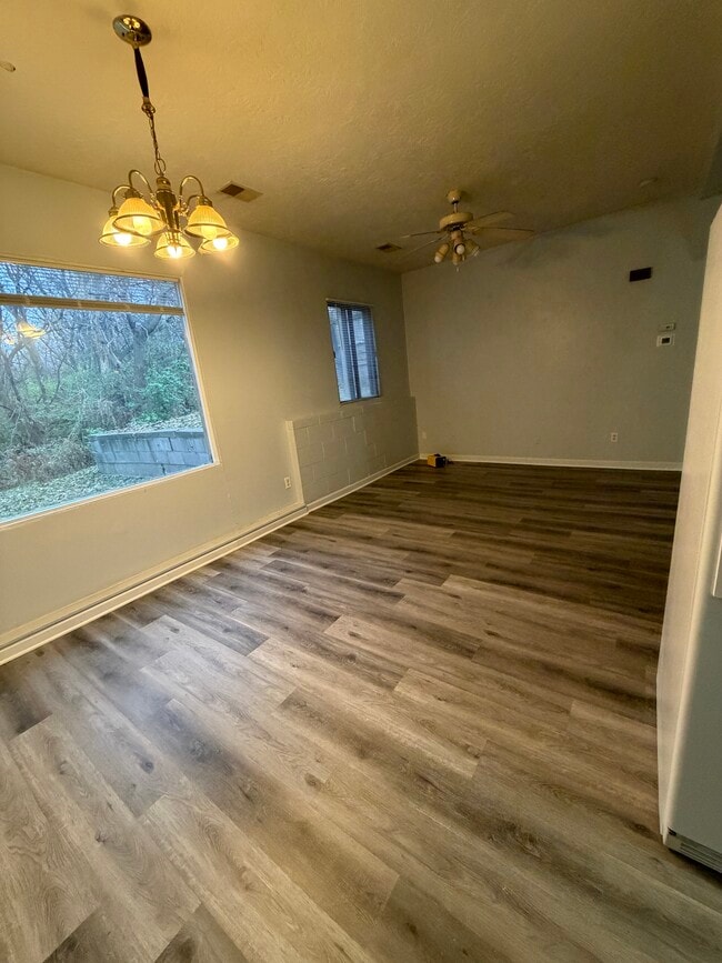 Photo - 2612 Marshall Ave