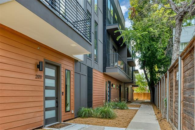 Photo - 4205 Roseland Ave Unit 202