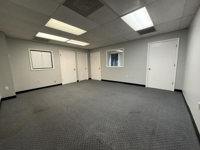 Photo - 4323 Division Street