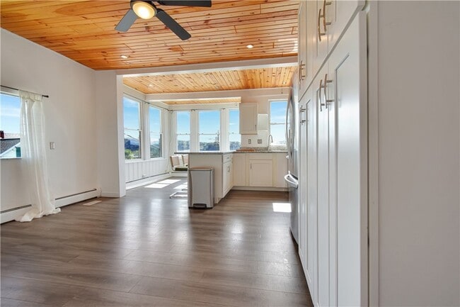 301 W 11th Ave