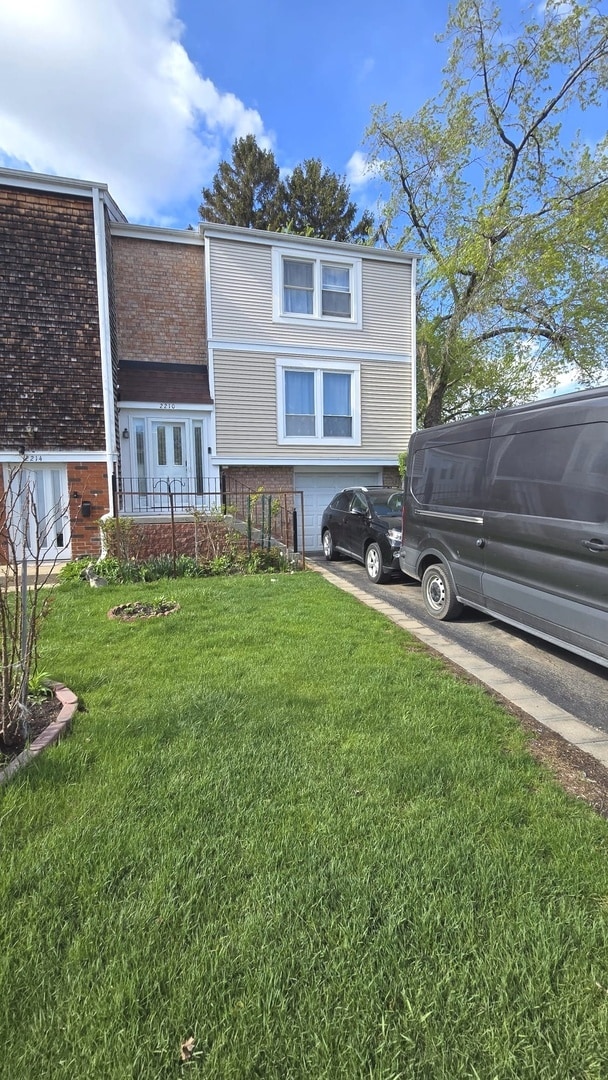 Building Photo - 2210 Clifton Pl