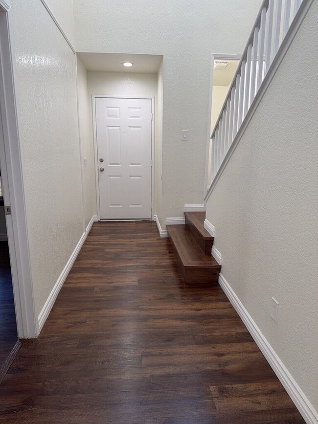 Photo - 1037 Milestone Ave