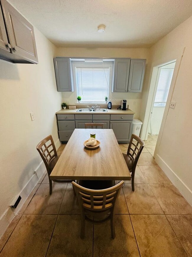 Photo - 728 Columbia St Unit 728 COLUMBIA A