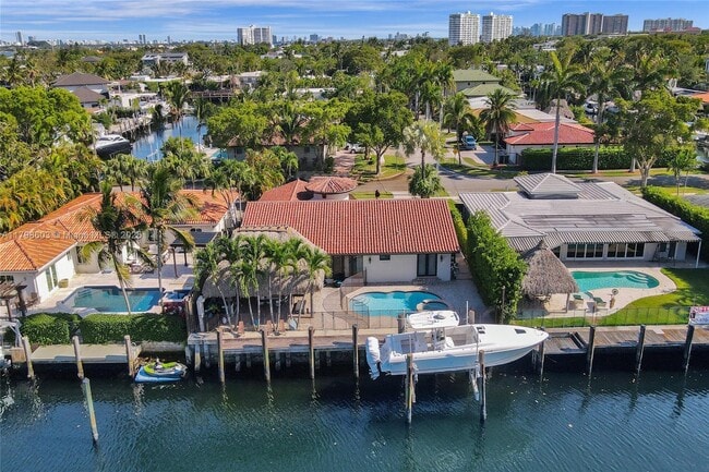 Photo - 2075 Ixora Rd House