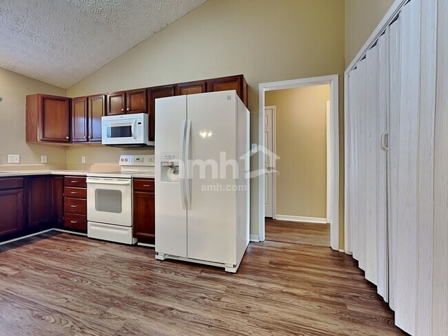 Photo - 1324 Hunters Way Ct