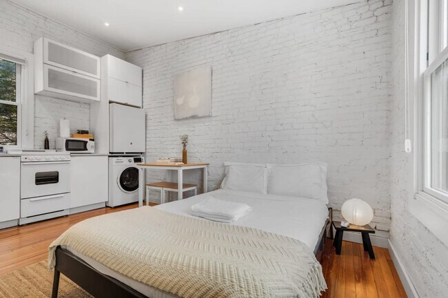 Photo - 915 R St NW Unit ID1037701P