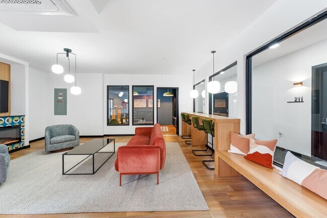 Photo - 175 W 7th St Unit 303