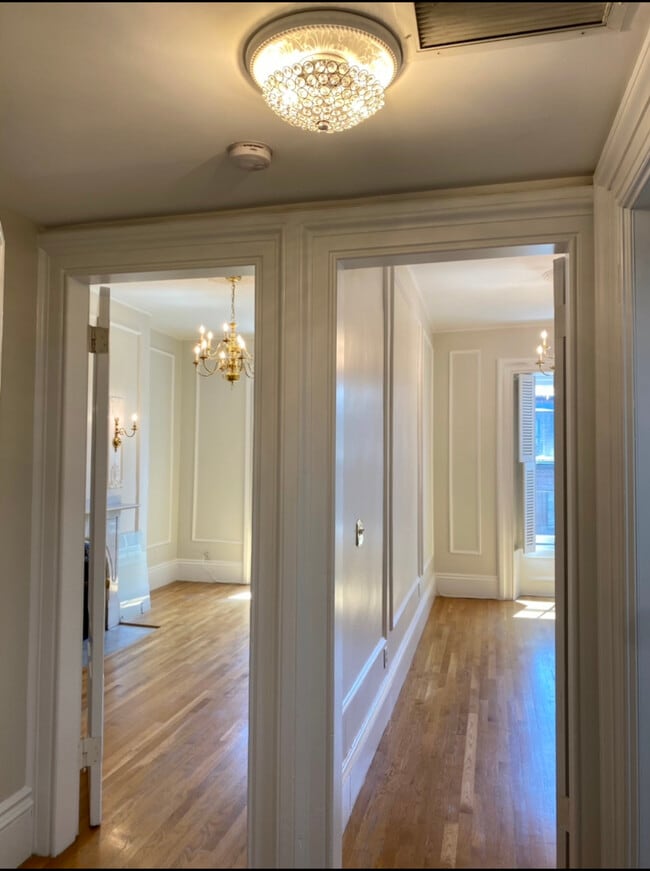 Photo - 127 Beacon St Unidad 4R