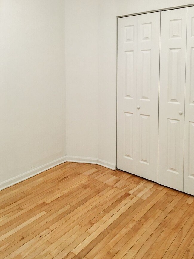 Photo - 1954 W Winona St Unit 1942-2