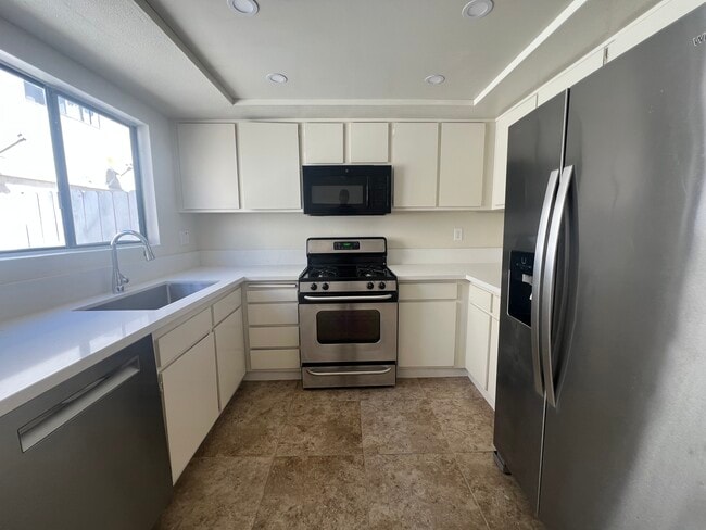 Photo - 2213 Huntington St Unit 3