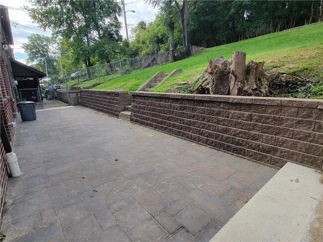 Photo - 518 5th Ave